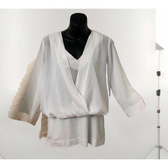 CABI White Indulge Peplum Waist Medium Overlay Blouse Top 3/4 Sleeve Office Work - Picture 1 of 10
